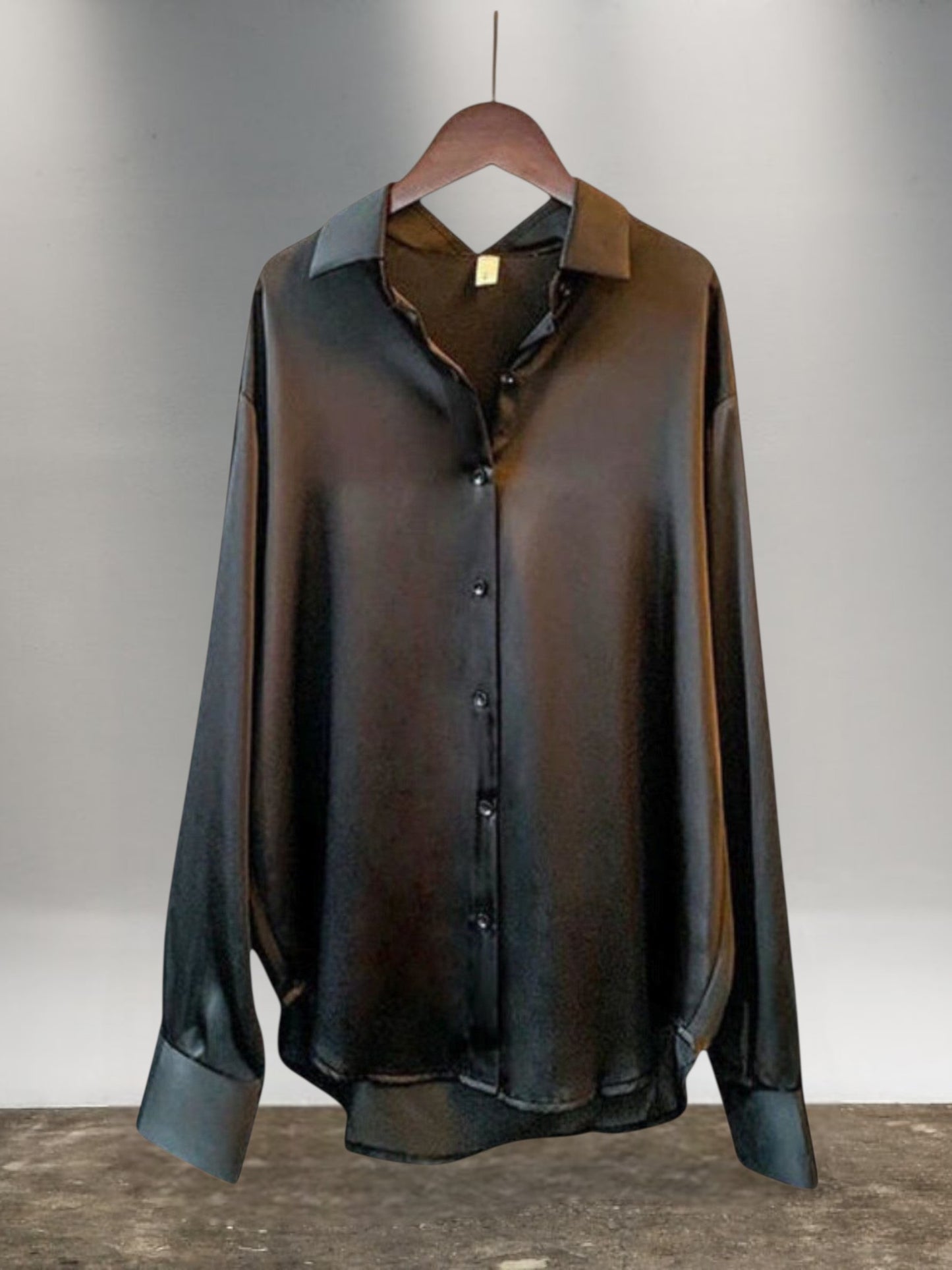 Anne | Women's Silk Blouse with Long Sleeves and Flattering Fit | Black