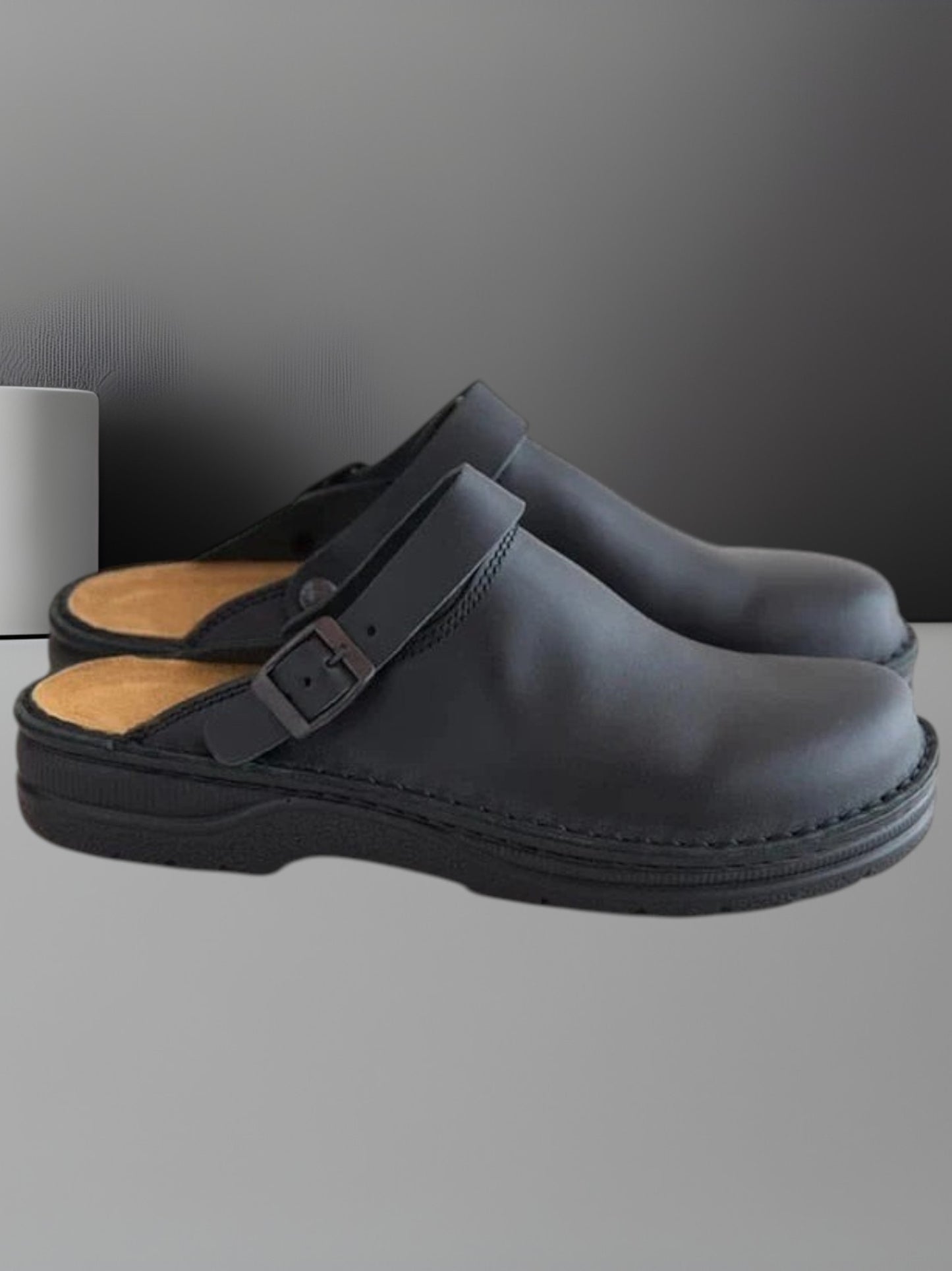 Cody | Stylish Leather Slip-On Clogs for Effortless Comfort and Everyday Elegance | Black