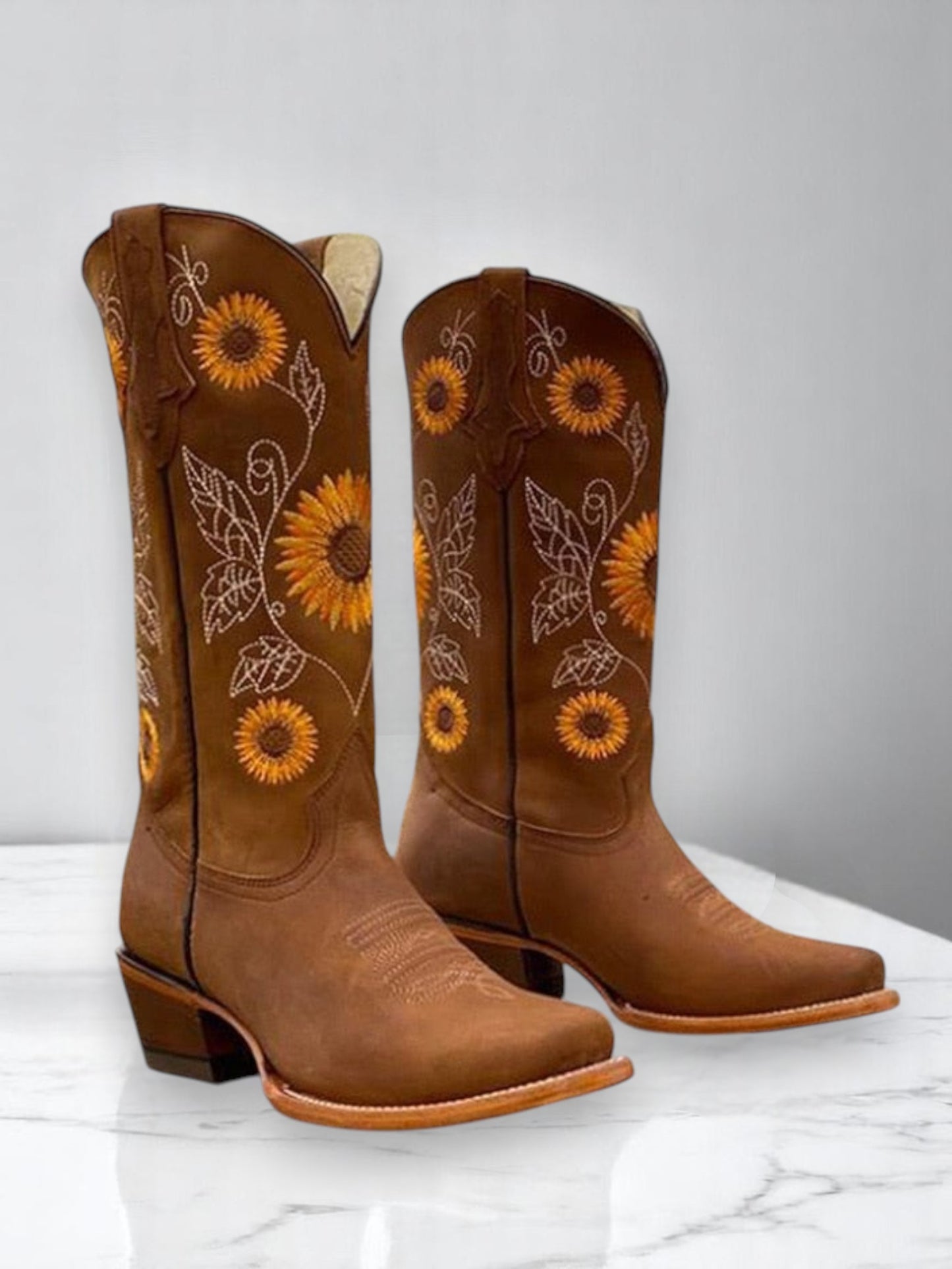 Emma | Stylish Cowboy Boots for Women with Cushioned Insole and Classic Western Design | Brown