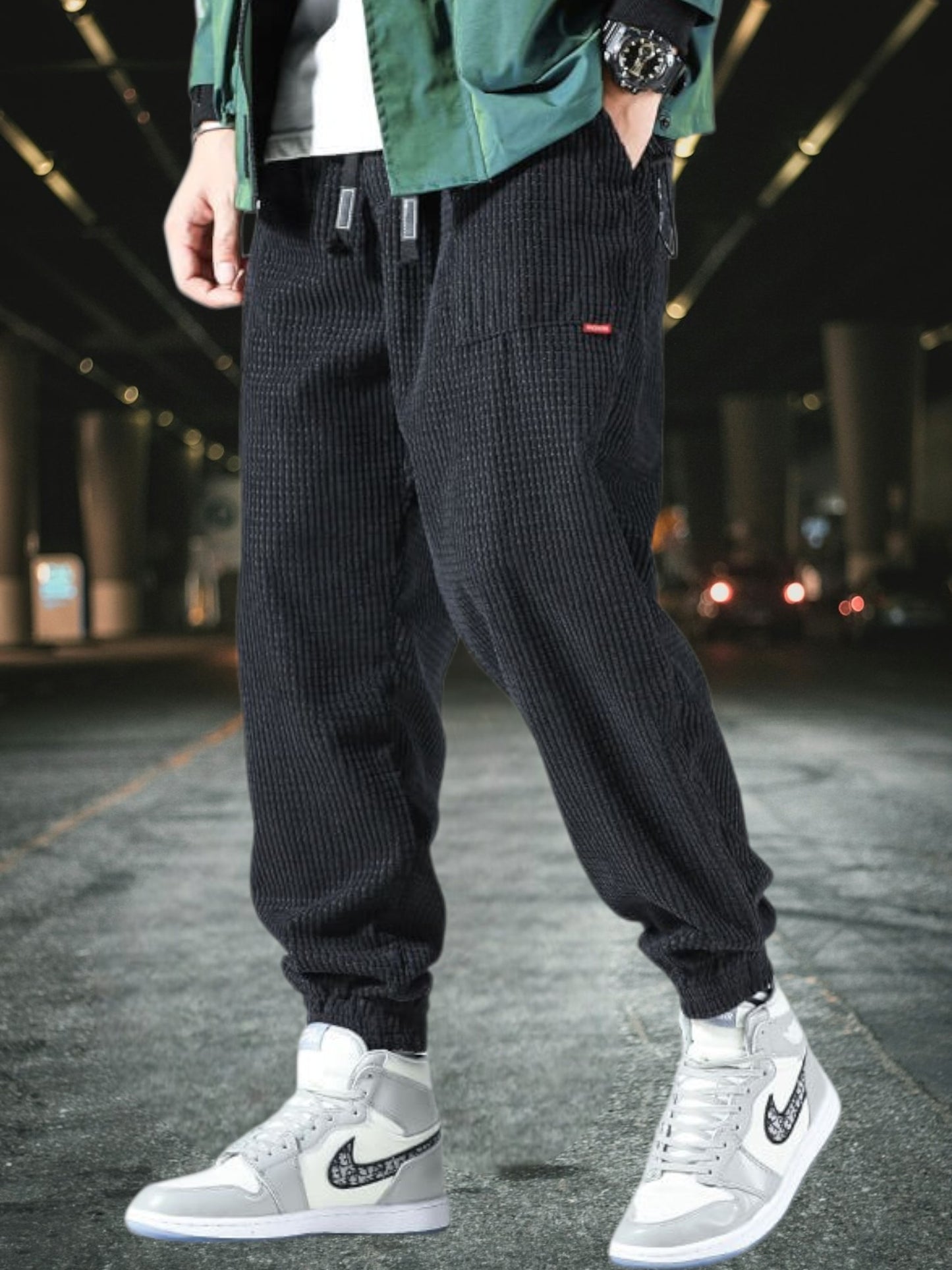 Luca | Comfortable Men's Joggers with Elastic Cuffs and Loose Fit for Casual Style | Black
