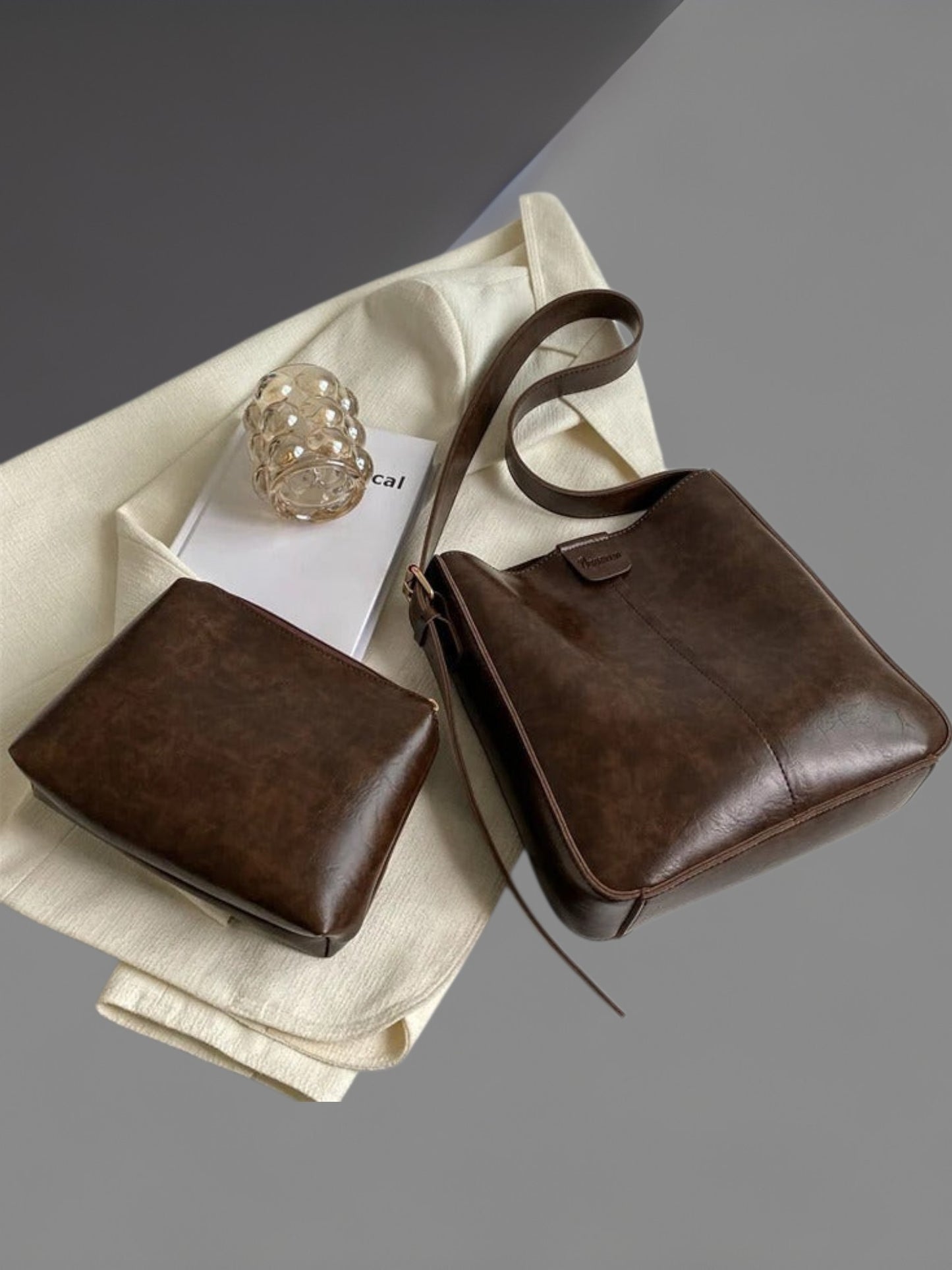 Mari | Elegant Retro Tote Bag Set in Soft Vegan Leather with Clutch | Coffee