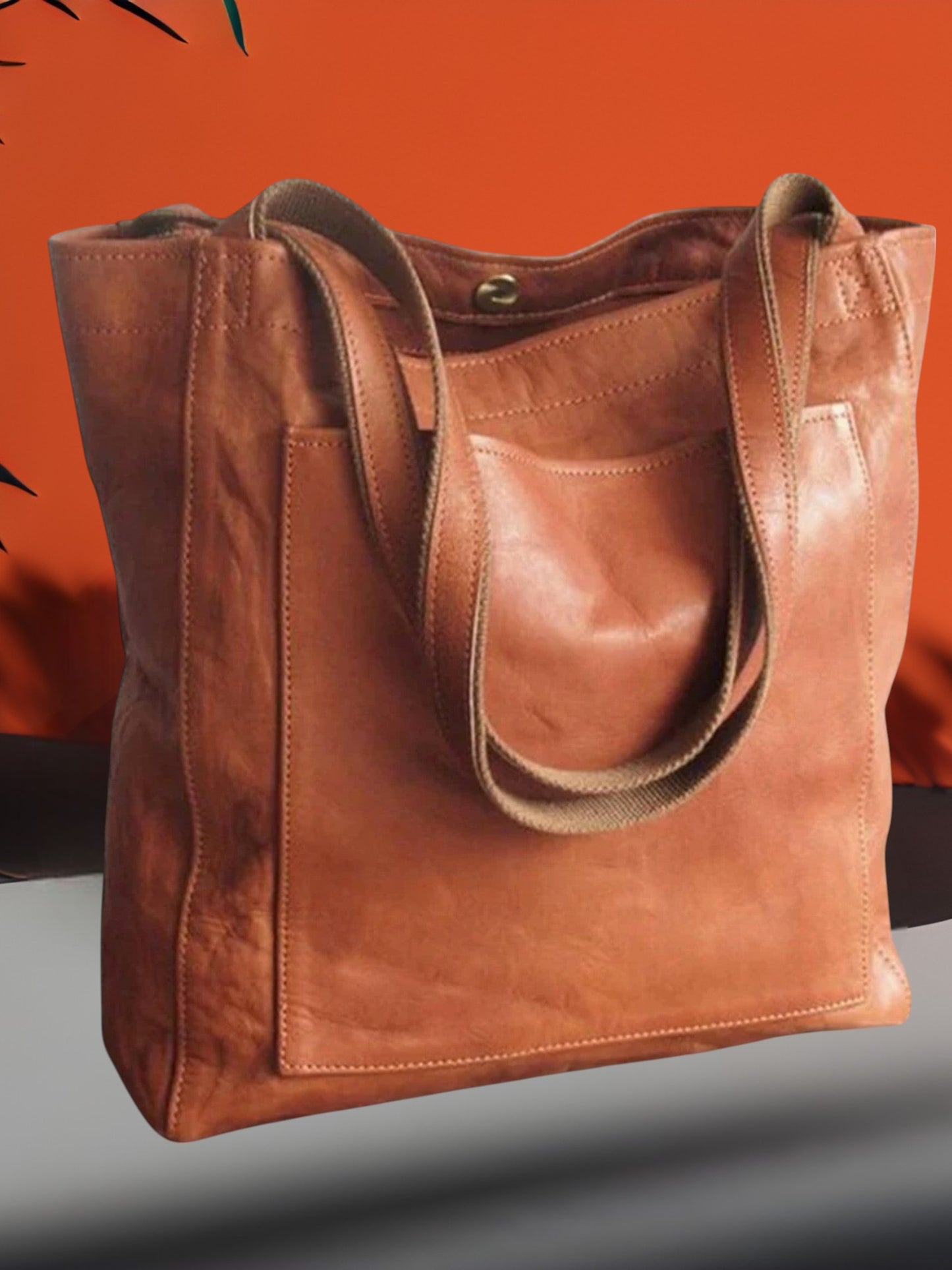 Sarah | Elegant Leather Handbag with Spacious Interior and Versatile Design | Brown 2