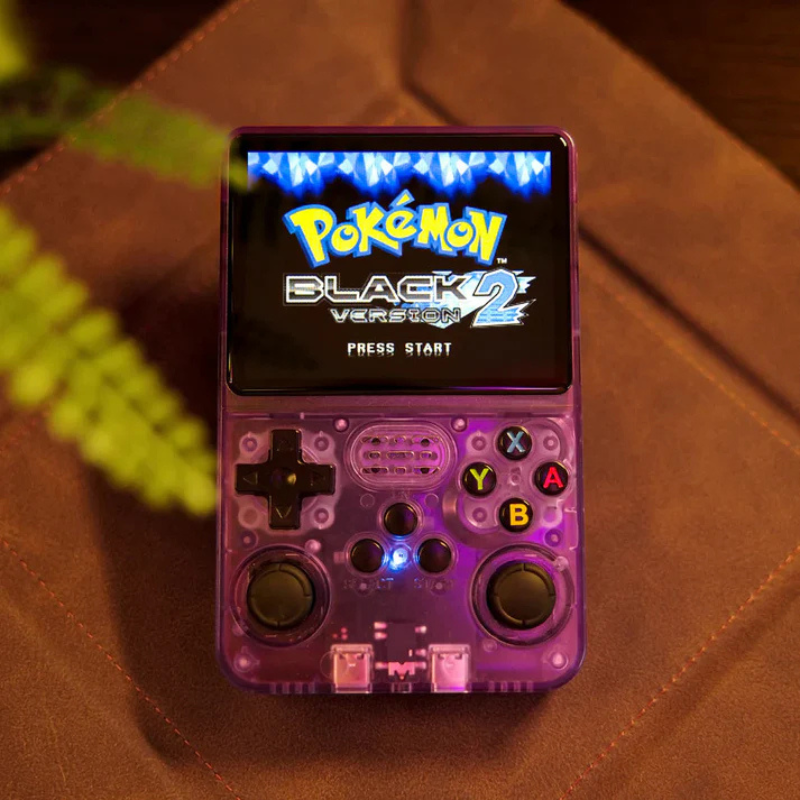 Retro Handheld Gaming Console – Classic Games, HD Screen, Rechargeable