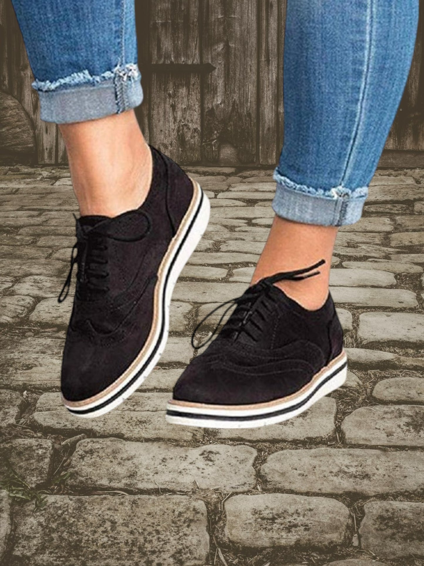 Women's Lace-Up Flat Shoe with Comfortable Sole | Black