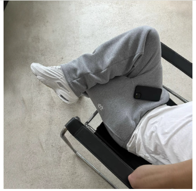 Unisex Flared Joggers – Stylish & Comfortable Black Jogger Pants