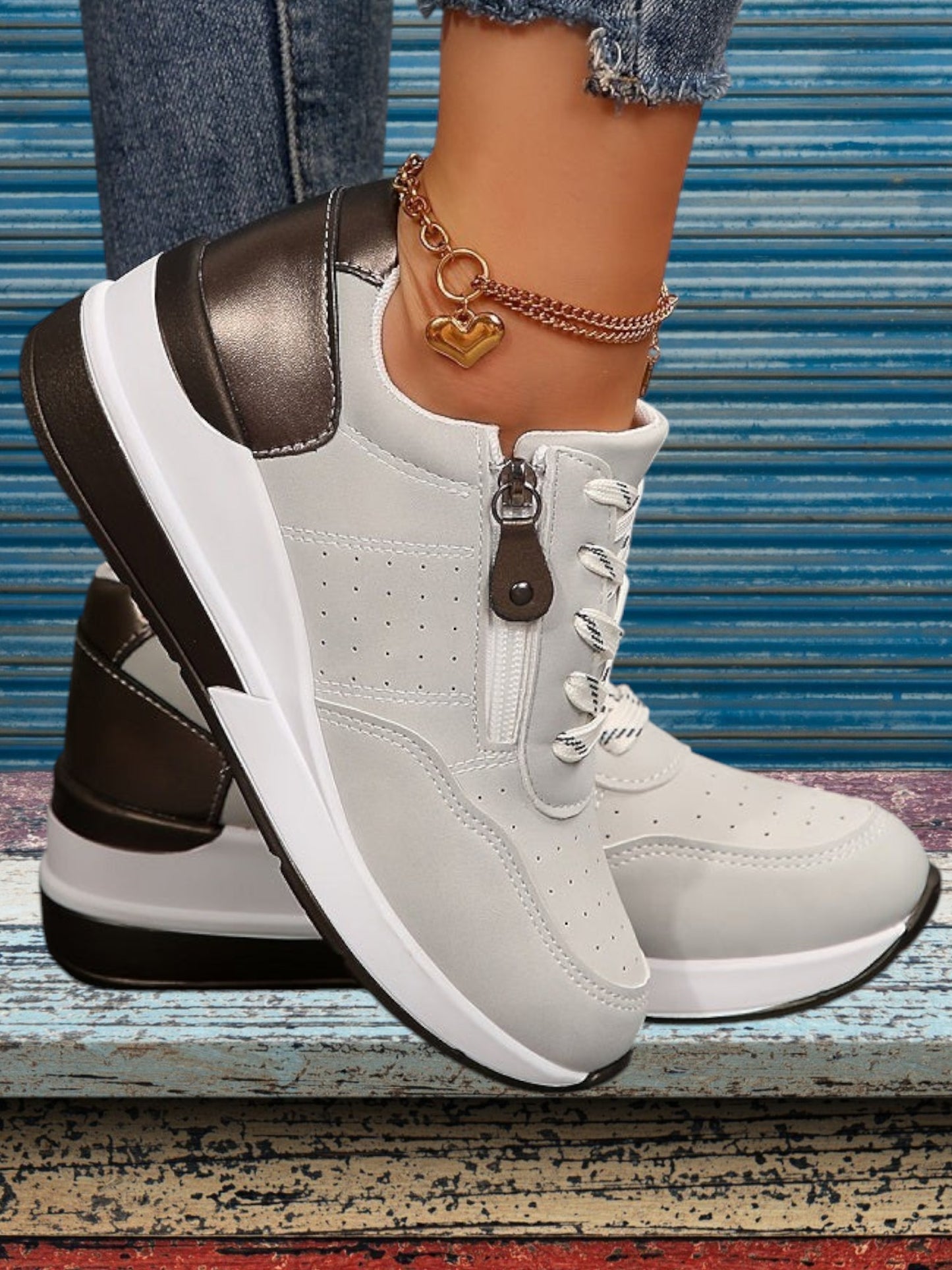 Élysée | Women's Orthopedic Shoes with Anatomical Design for All-Day Comfort and Elegant Style | Gray 2