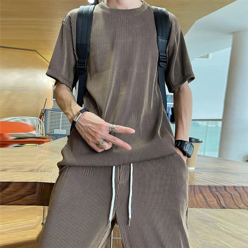 Men's Casual Suit Made of Ice Silk – Lightweight & Breathable Summer Suit