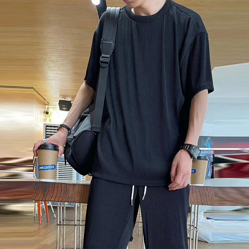 Men's Casual Suit Made of Ice Silk – Lightweight & Breathable Summer Suit
