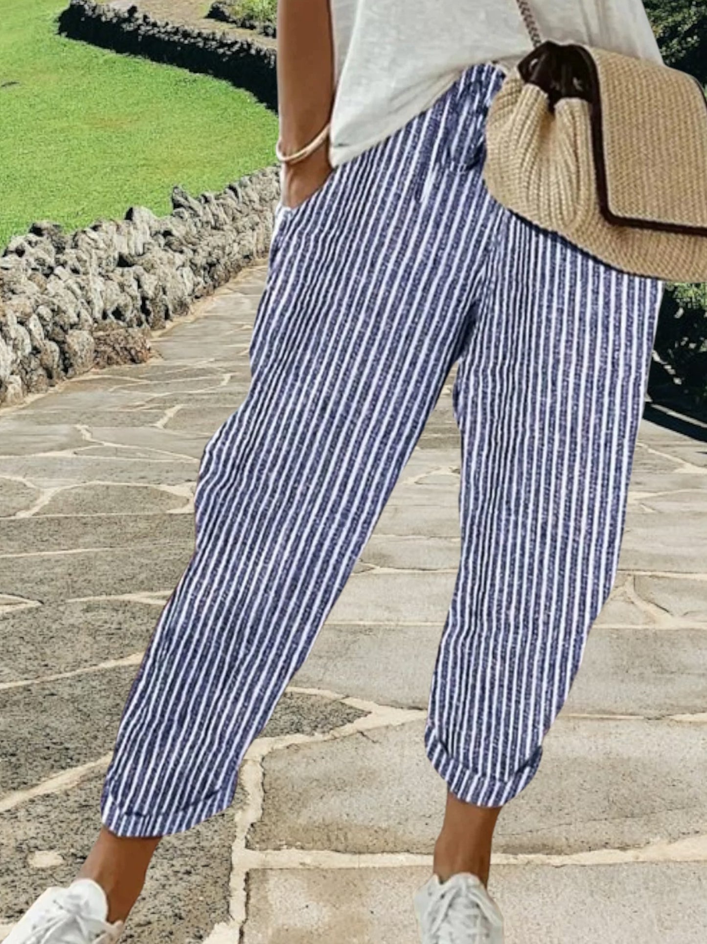 Aaliyah | Comfortable Retro Print Cotton Pants with Medium Waist and Pockets | Blue Stripes