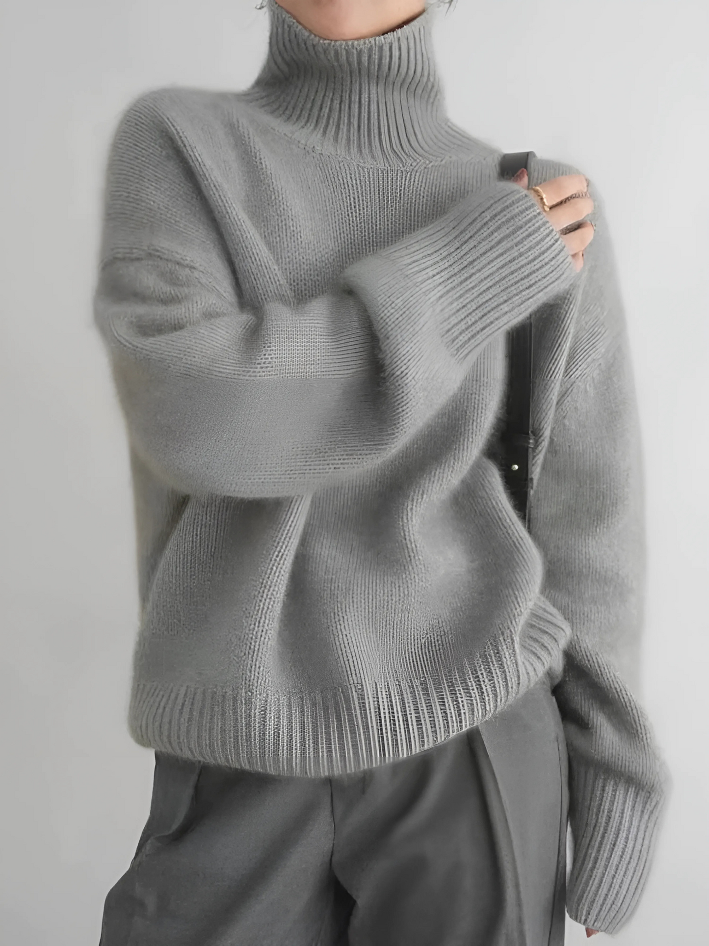 Cashmere Sweater for Women | Classic Turtleneck 3