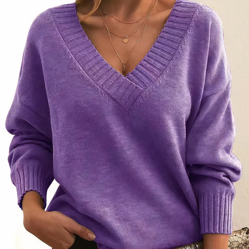 Cashmere Sweater for Women | V-Neck Design 9