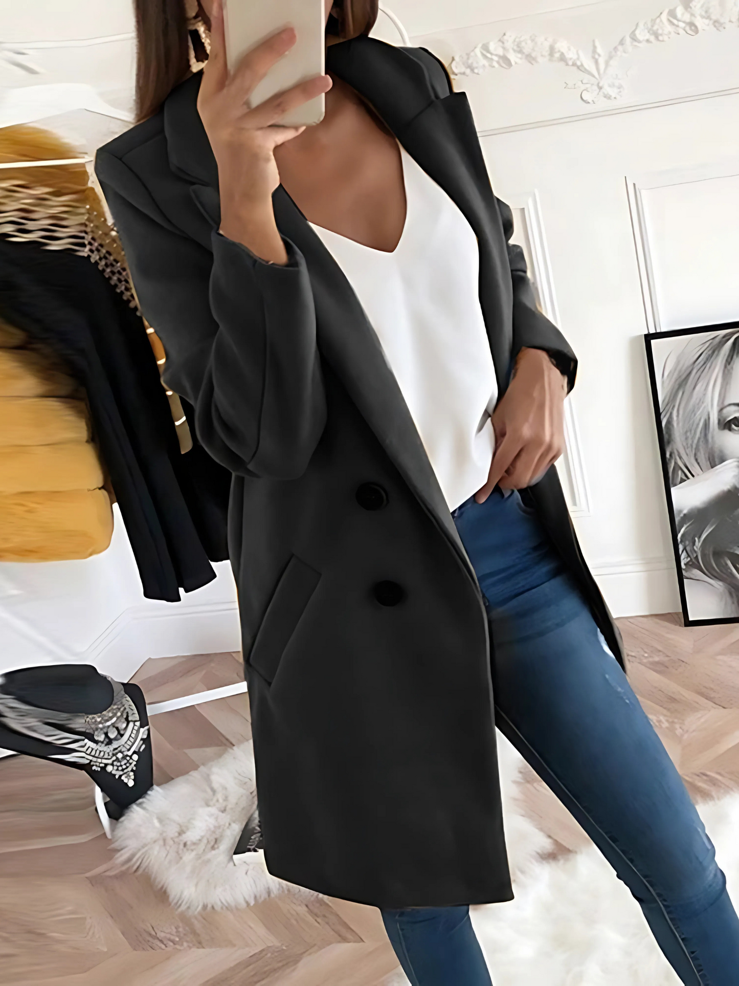 Chic Design Coat for Women, Long Sleeve | Winter | Black