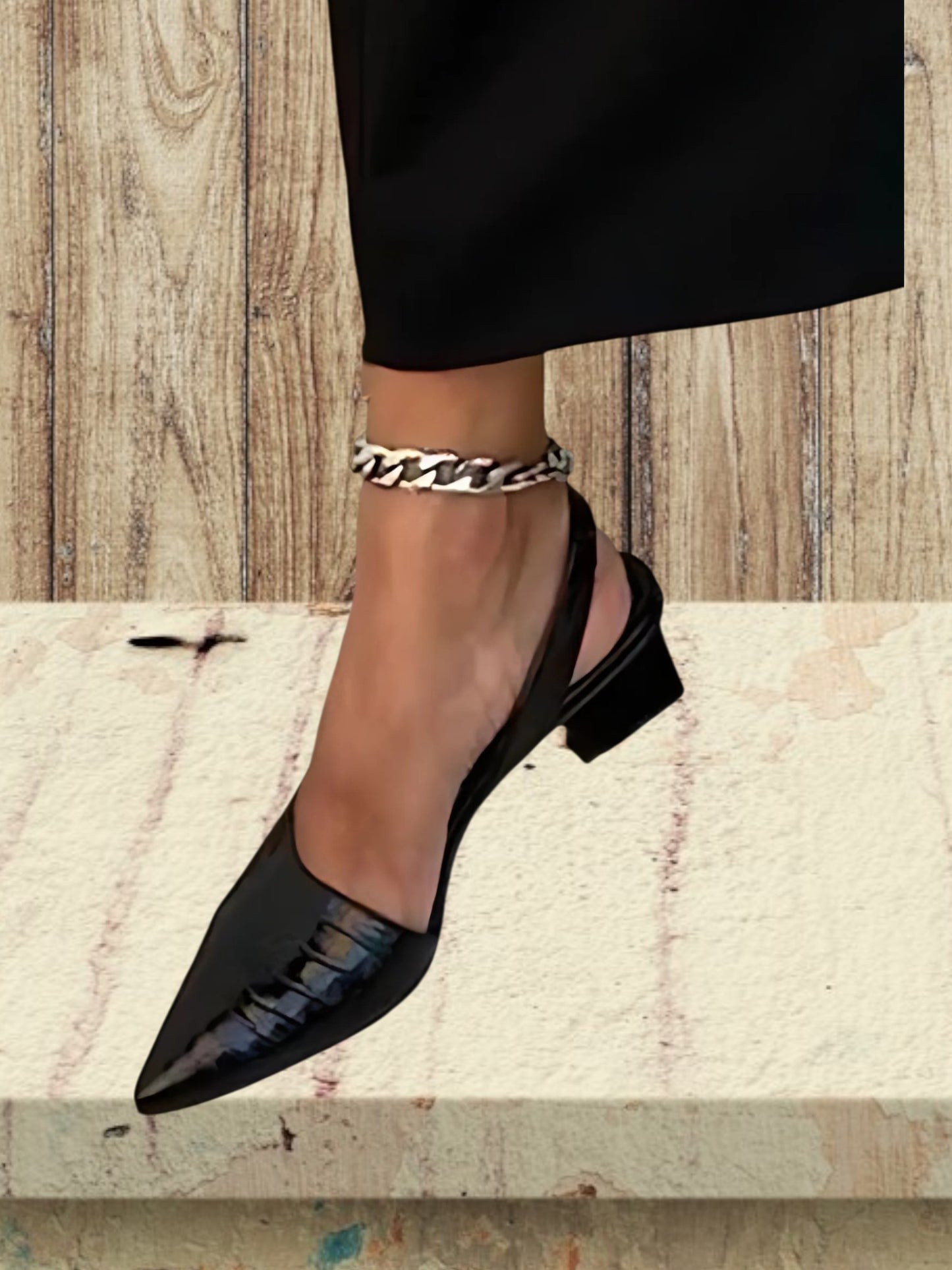 Chic Pointed Toe Sandals for Women in Faux Leather | Black