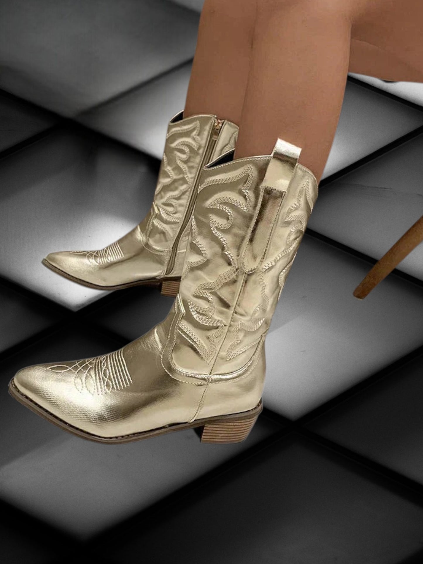Cowgirl Boots in Synthetic Leather with Mid-Calf Height and Cushioned Insole | Gold