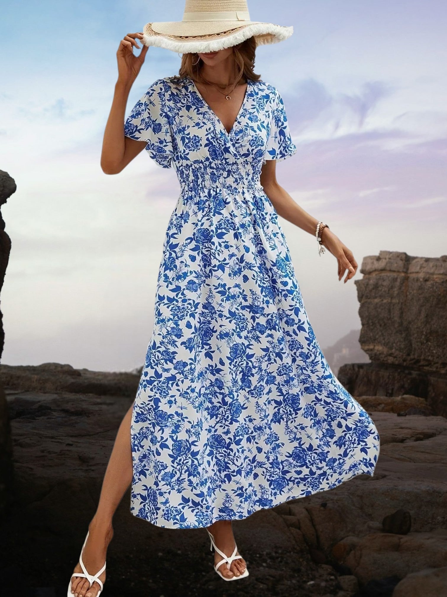 Denisse | Elegant Plus Size Summer Maxi Dress with V-Neckline and Flowing Skirt | Blue 2