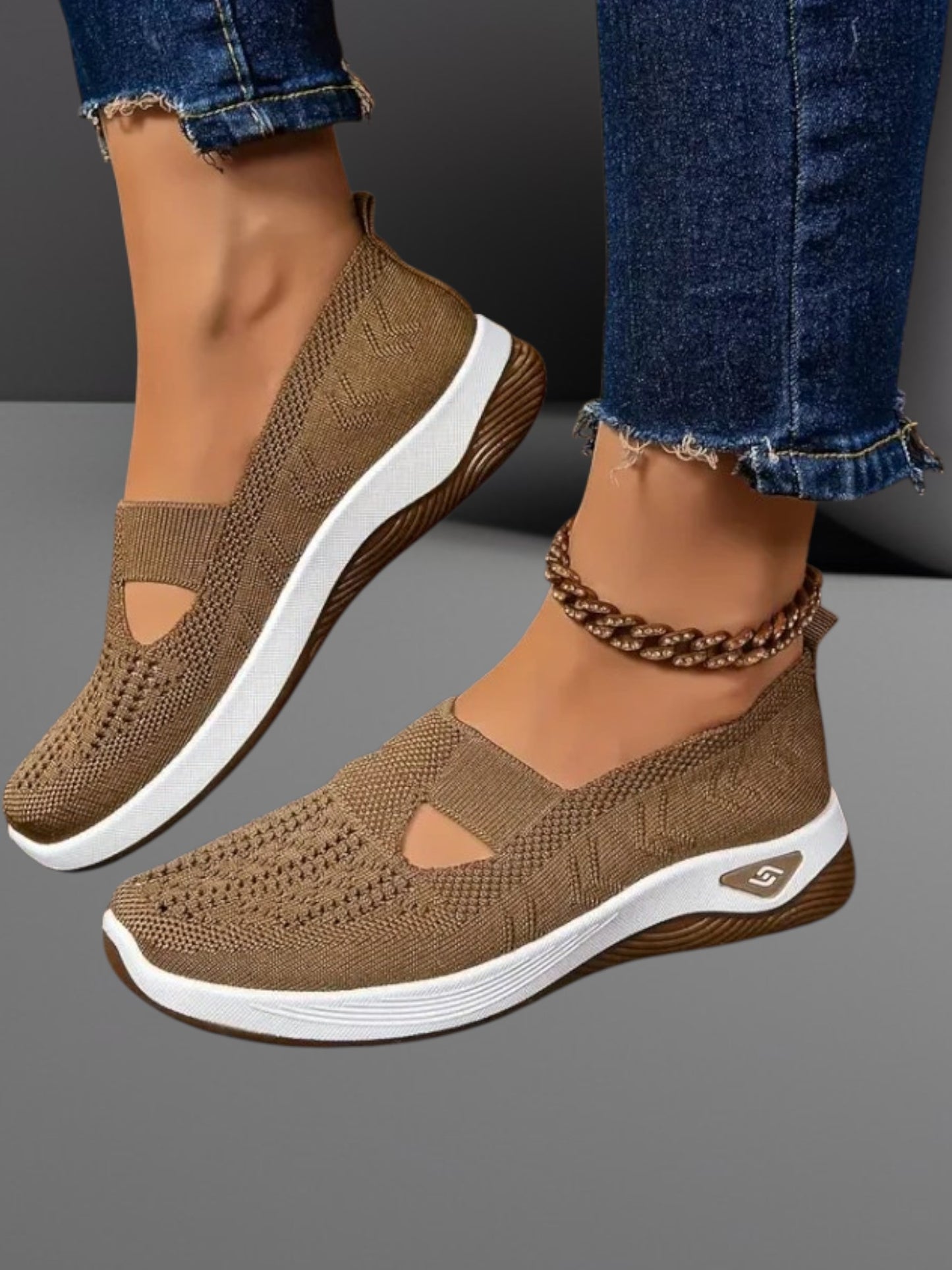 Gudrun | Women's Orthopedic Shoes with Swing Support and Non-Slip Sole for Ultimate Comfort | Brown