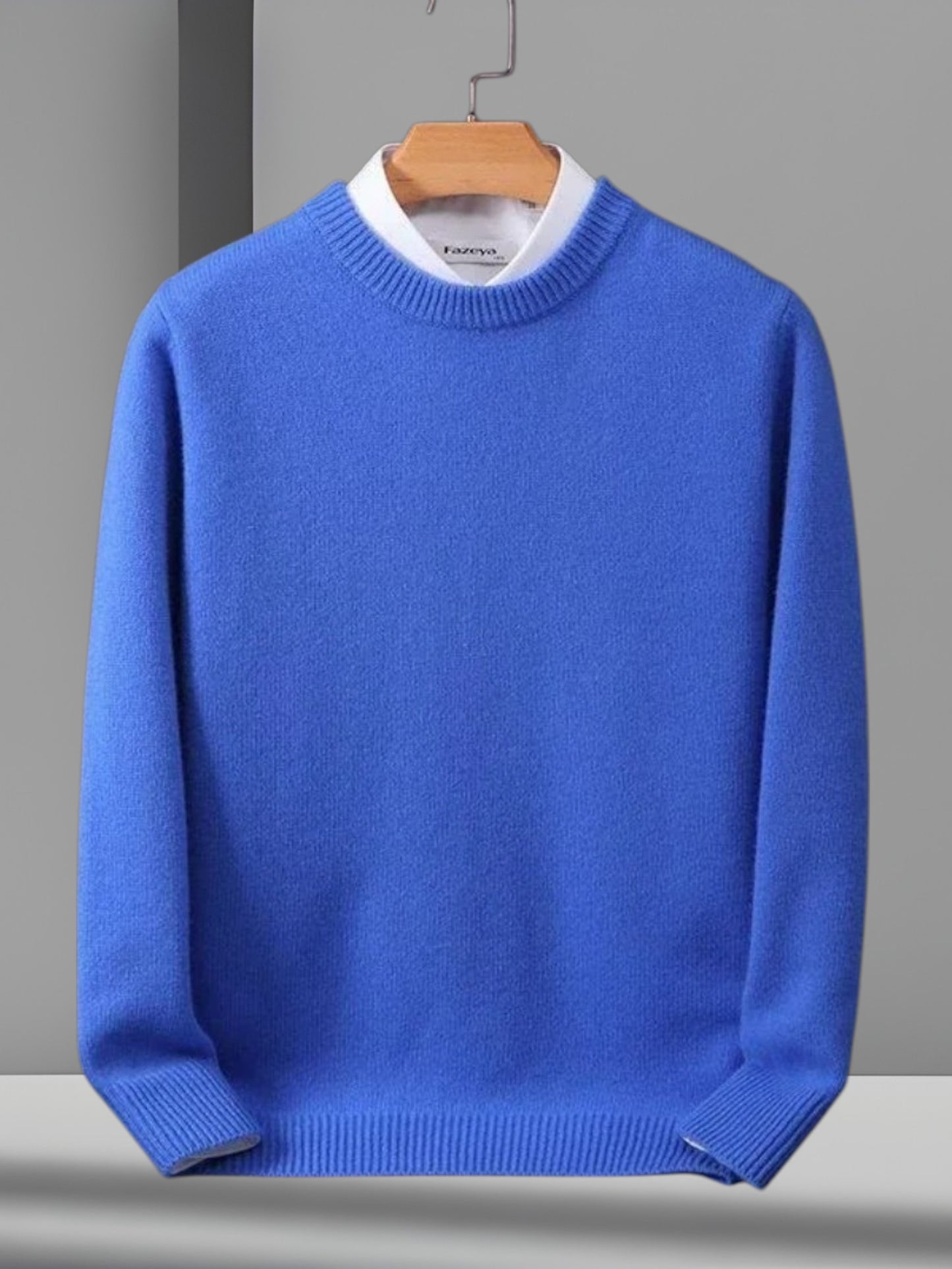 Jannik | Luxurious Men's Cashmere Round Neck Sweater with Long Sleeves | Blue