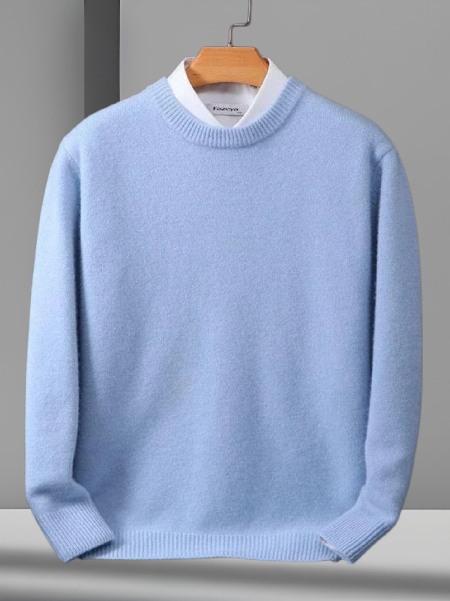 Jannik | Luxurious Men's Cashmere Round Neck Sweater with Long Sleeves | Light Blue