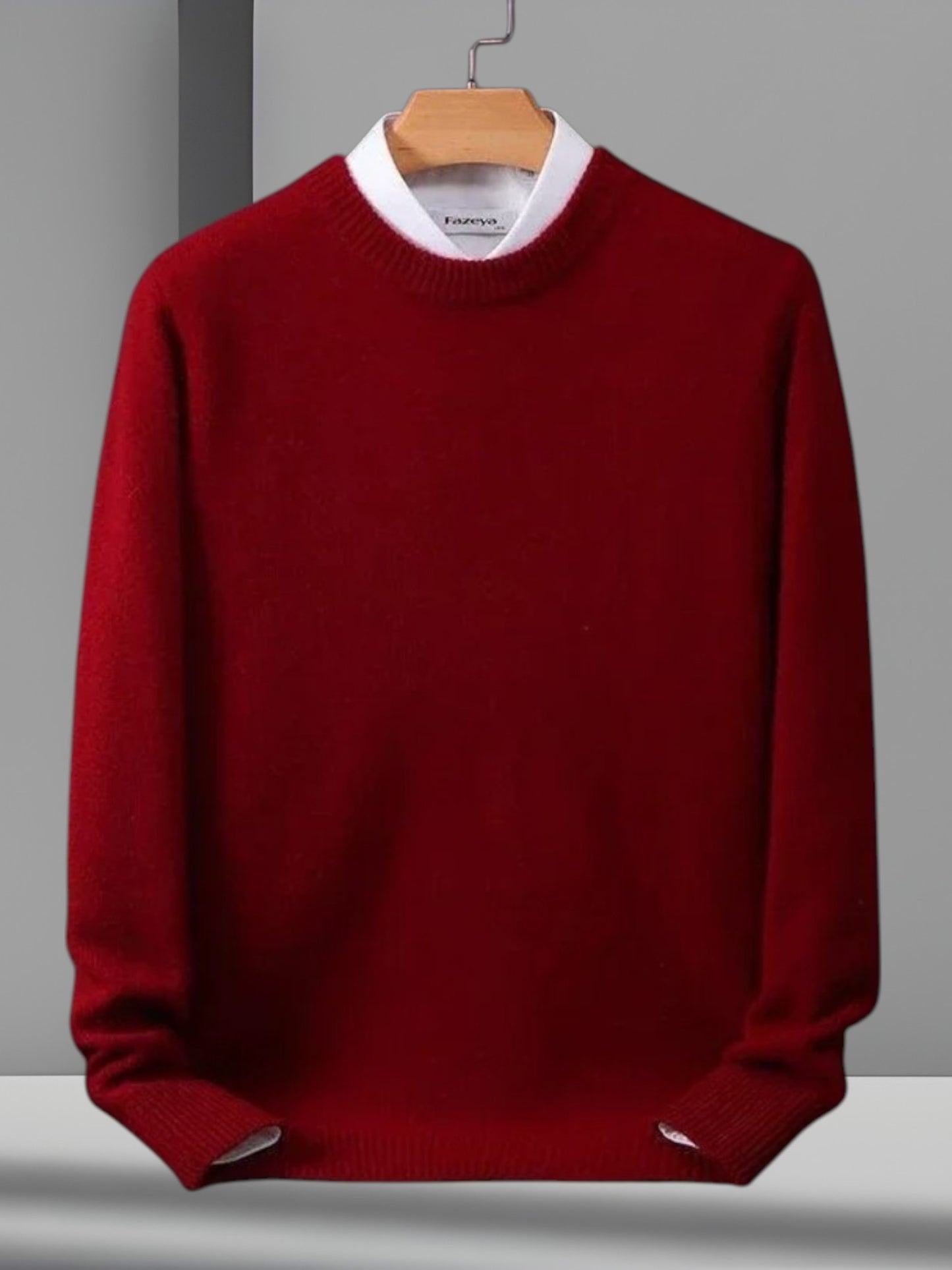 Jannik | Luxurious Men's Cashmere Round Neck Sweater with Long Sleeves | Red