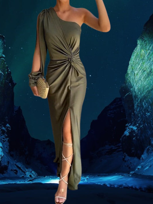 Kelly | Elegant Cocktail Dress for Women with Classic Fit and Timeless Design | Green