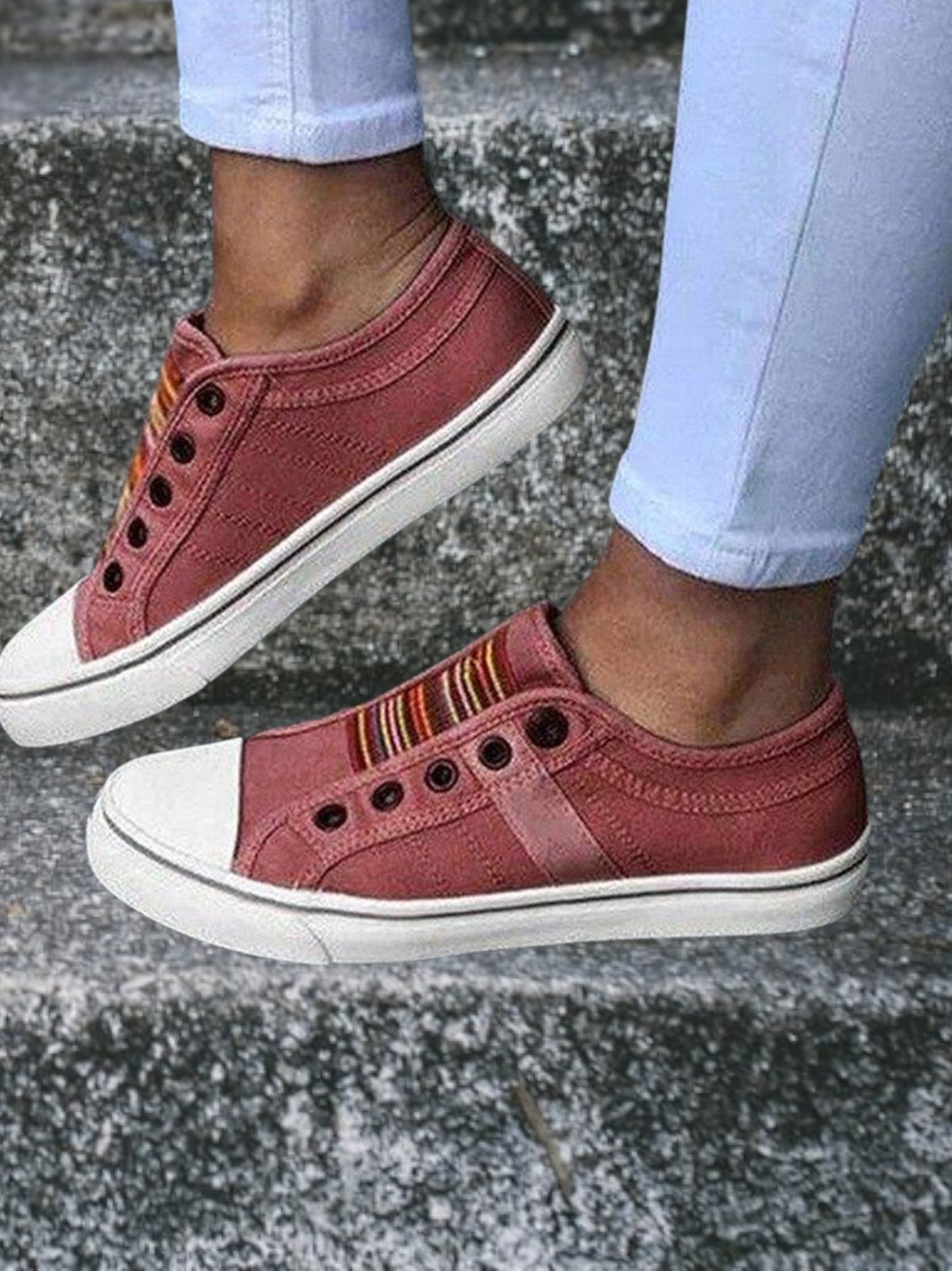 Low-Cut Canvas Walking Shoes with Elastic Fit and Non-Slip Rubber Sole | Red