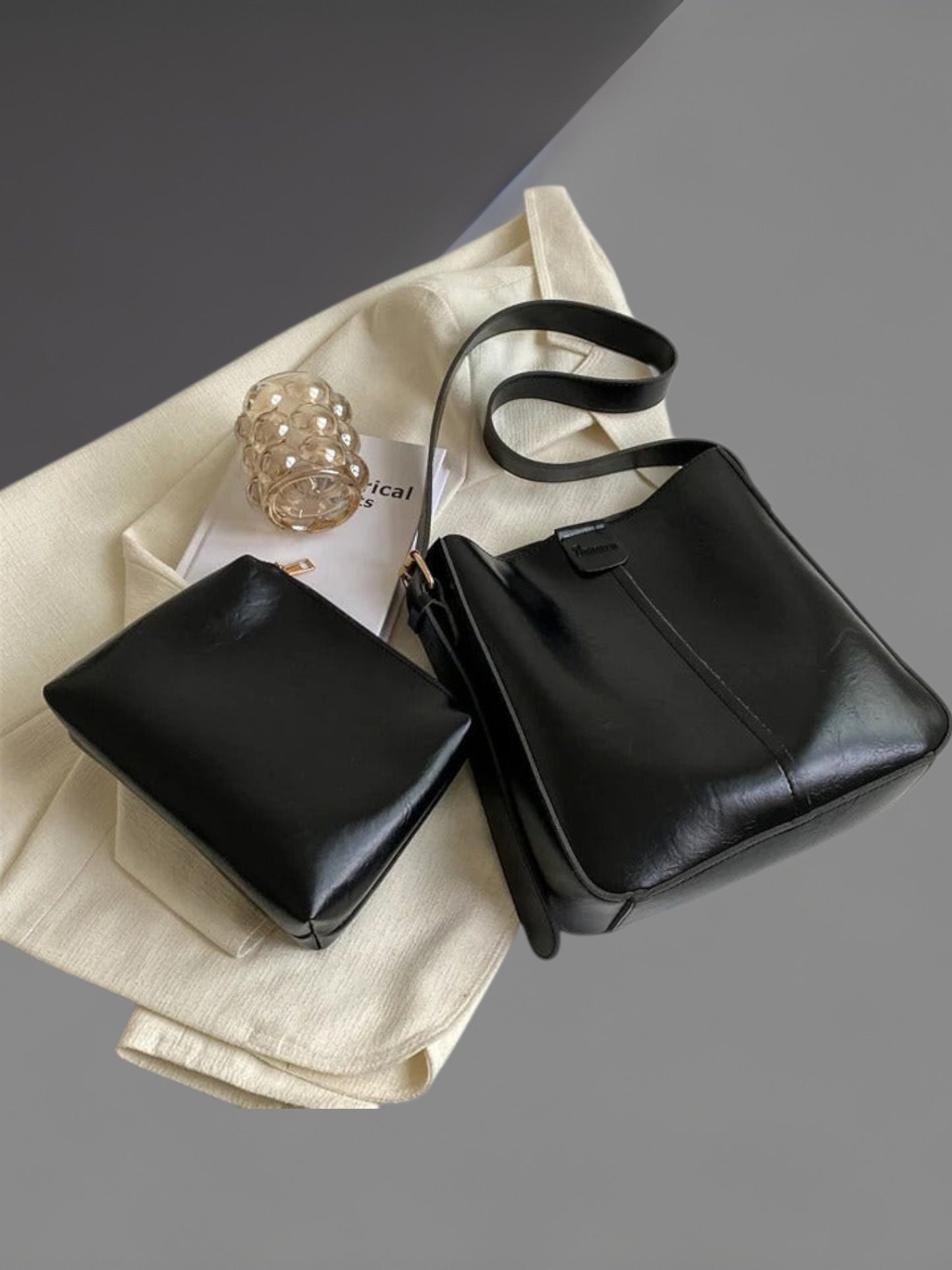 Mari | Elegant Retro Tote Bag Set in Soft Vegan Leather with Clutch | Black