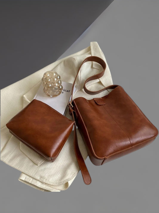 Mari | Elegant Retro Tote Bag Set in Soft Vegan Leather with Clutch | Brown