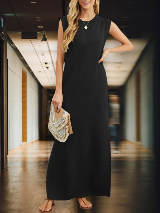 Sofie | Elegant long summer dress with slit and pockets | Black
