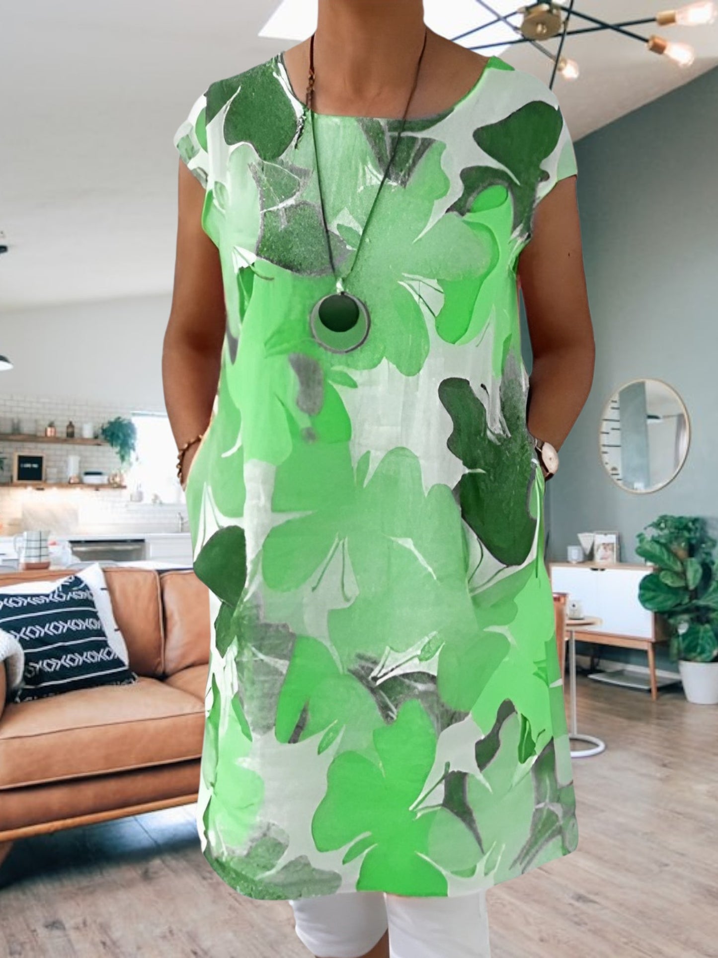 Svanhild | Elegant Butterfly Pattern Shirt Dress for Women with Loose Fit and Round Neck | Green