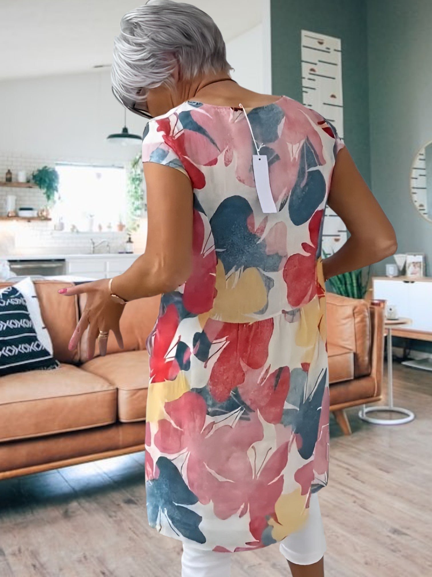 Svanhild | Elegant Butterfly Pattern Shirt Dress for Women with Loose Fit and Round Neck | Pink 3