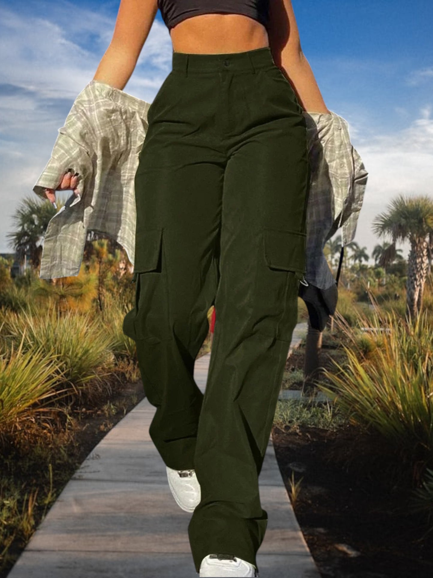 Women's High-Waist Cargo Pants with Functional Pockets | Army Green