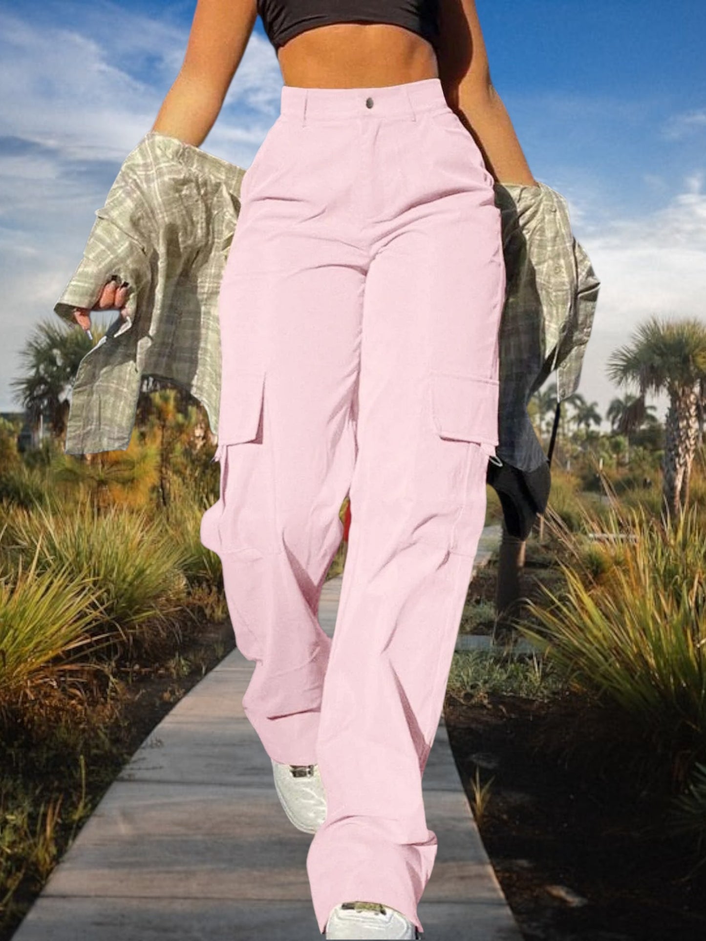 Women's High-Waist Cargo Pants with Functional Pockets | Pink