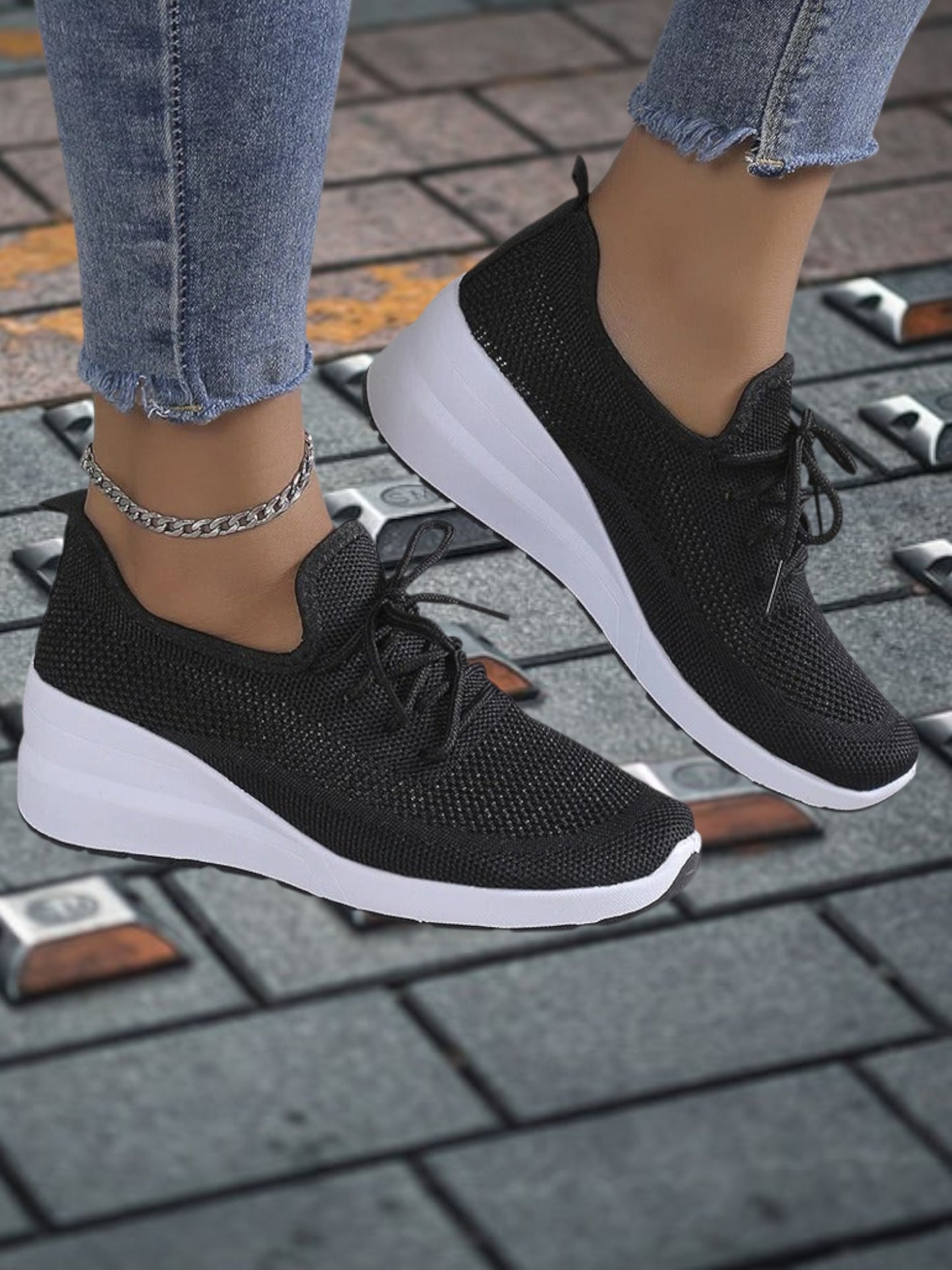 Women's Sneakers with Memory Foam Arch Support, Breathable Design | Black