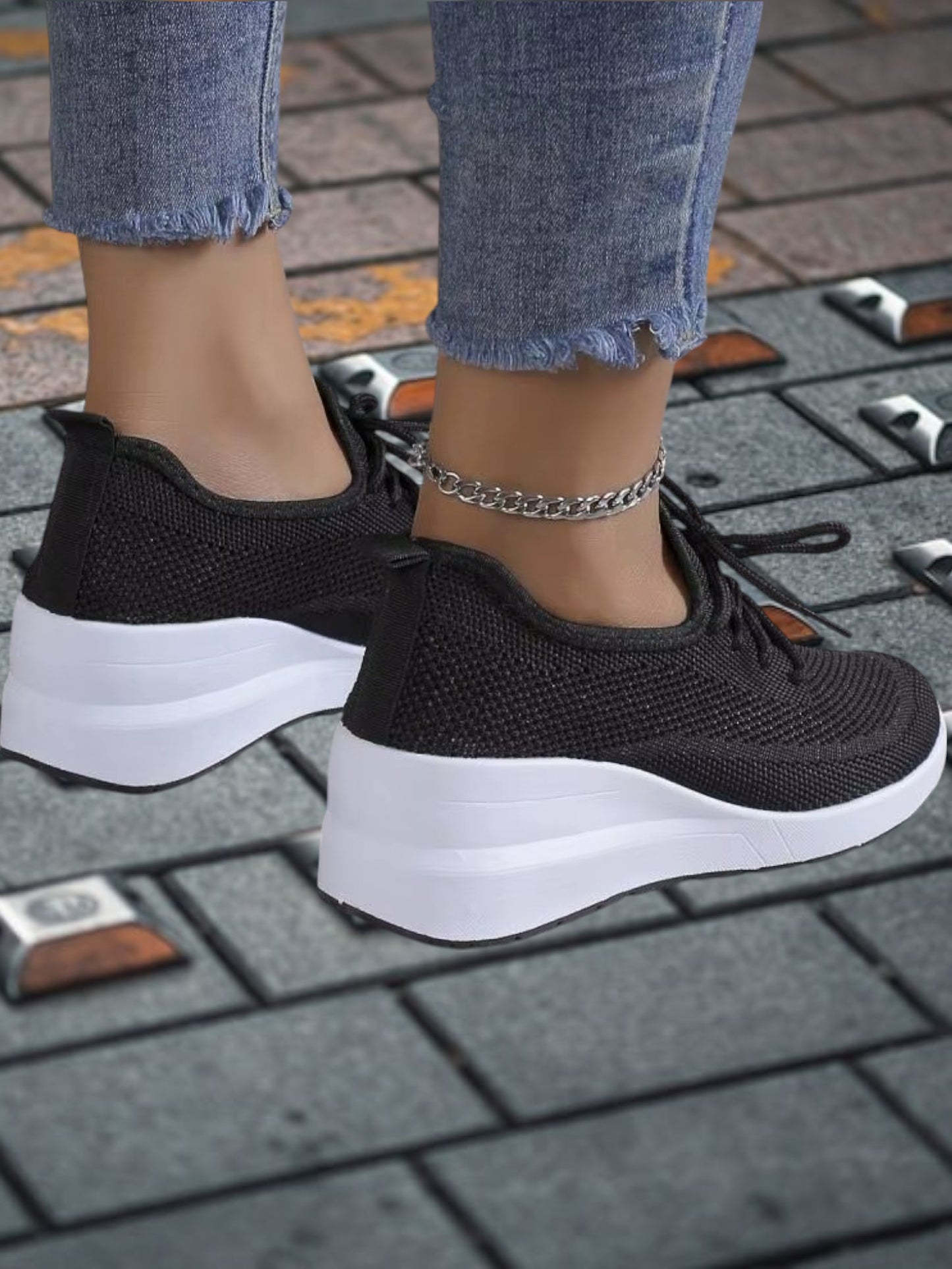 Women's Sneakers with Memory Foam Arch Support, Breathable Design | Black 2