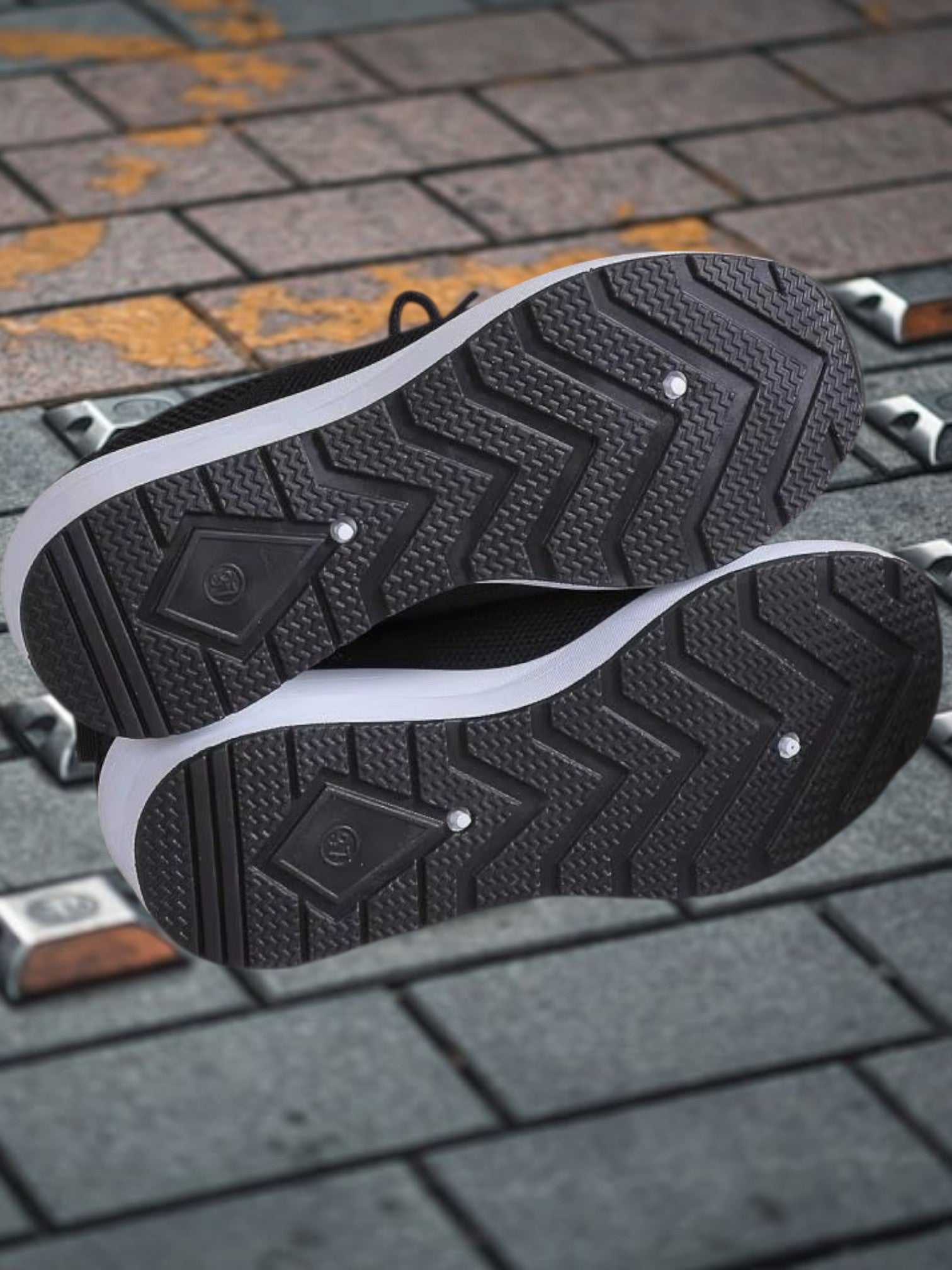 Women's Sneakers with Memory Foam Arch Support, Breathable Design | Black 3